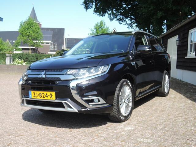 Mitsubishi OUTLANDER 2.4 PHEV INTENSE+