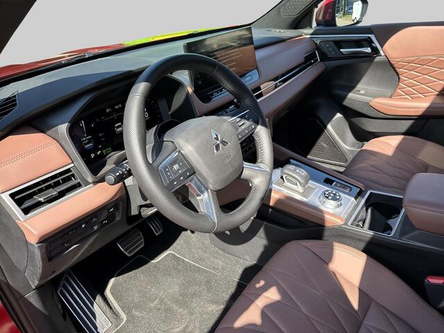 Mitsubishi OUTLANDER 2.4 PHEV Instyle+