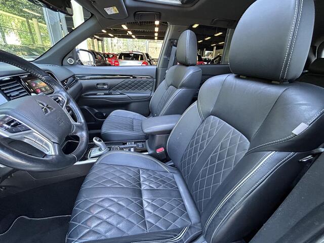 Mitsubishi OUTLANDER 2.4 PHEV Instyle | Panoramadak | 360° Camera | Apple Carplay