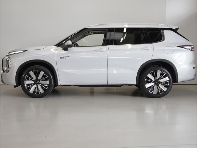 Mitsubishi OUTLANDER 2.4 PHEV Instyle | Uit voorraad leverbaar | Full options | 8 jaar garantie |