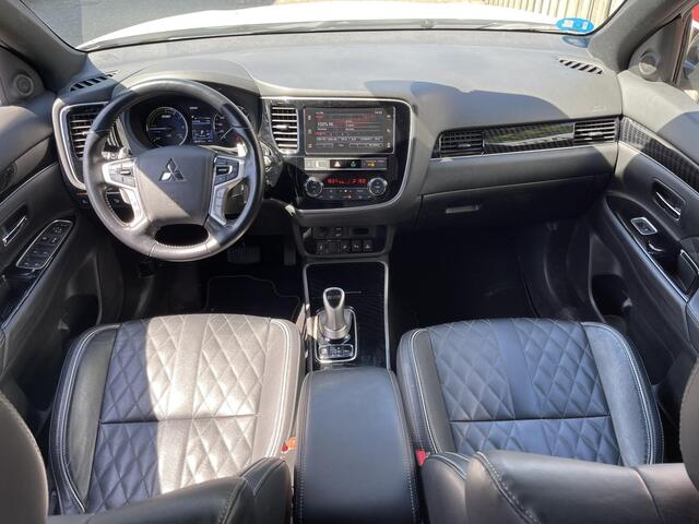 Mitsubishi OUTLANDER 2.4 PHEV Instyle 18"/LED/Leder/Stoel + stuurverwarming/Dodehoek/PDC v+a/360 Camera/Apple Carplay & Android Auto