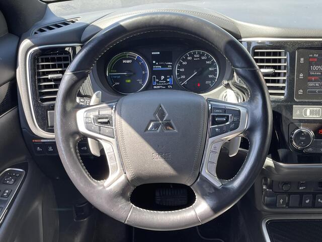 Mitsubishi OUTLANDER 2.4 PHEV Instyle 18"/LED/Leder/Stoel + stuurverwarming/Dodehoek/PDC v+a/360 Camera/Apple Carplay & Android Auto