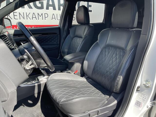 Mitsubishi OUTLANDER 2.4 PHEV Instyle 18"/LED/Leder/Stoel + stuurverwarming/Dodehoek/PDC v+a/360 Camera/Apple Carplay & Android Auto