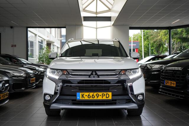 Mitsubishi OUTLANDER 2.0 | CAMERA | DAB | STOELVERW.