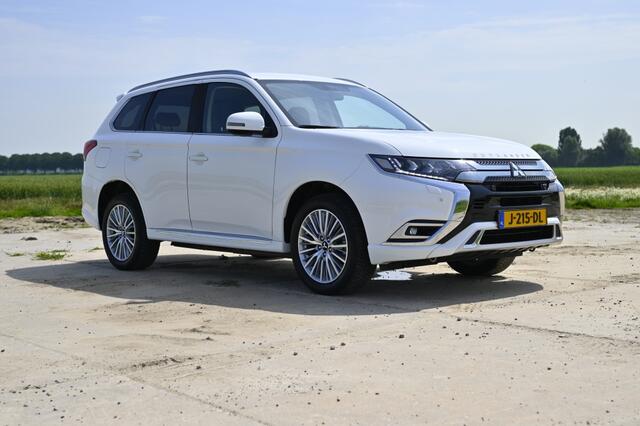 Mitsubishi OUTLANDER 2.4 PHEV Intense