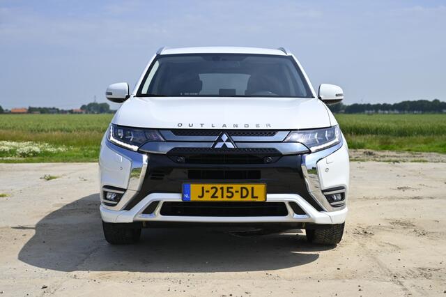 Mitsubishi OUTLANDER 2.4 PHEV Intense
