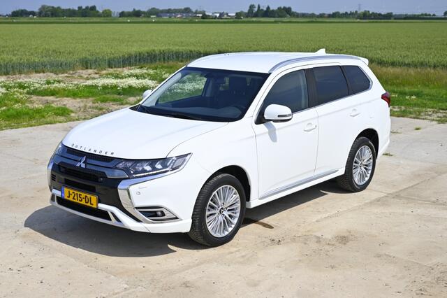 Mitsubishi OUTLANDER 2.4 PHEV Intense