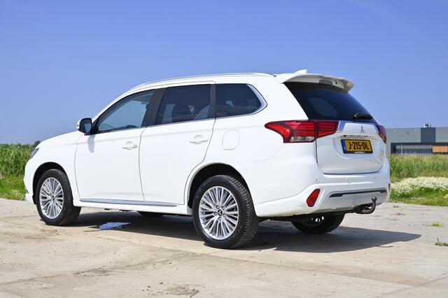 Mitsubishi OUTLANDER 2.4 PHEV Intense