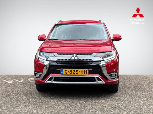 Mitsubishi OUTLANDER 2.4 PHEV Intense | Trekhaak | Camera | Apple Carplay/Android Auto | Stoelverwarming | Keyless Entry | LED Koplampen | Rijklaarprijs!