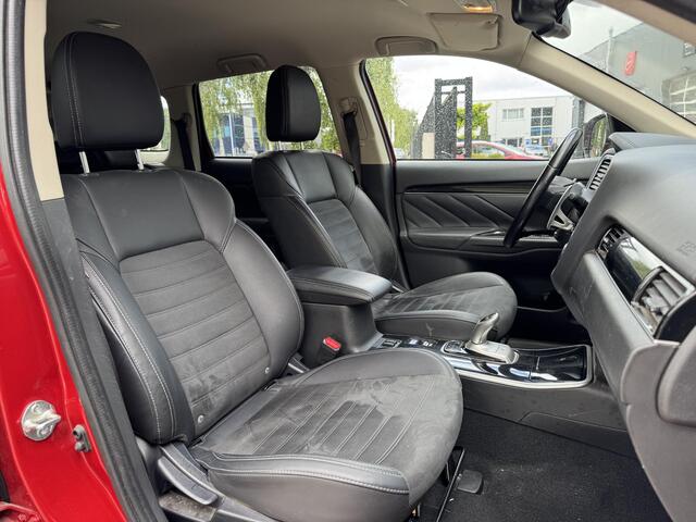Mitsubishi OUTLANDER 2.4 PHEV Intense | Trekhaak | Camera | Apple Carplay/Android Auto | Stoelverwarming | Keyless Entry | LED Koplampen | Rijklaarprijs!