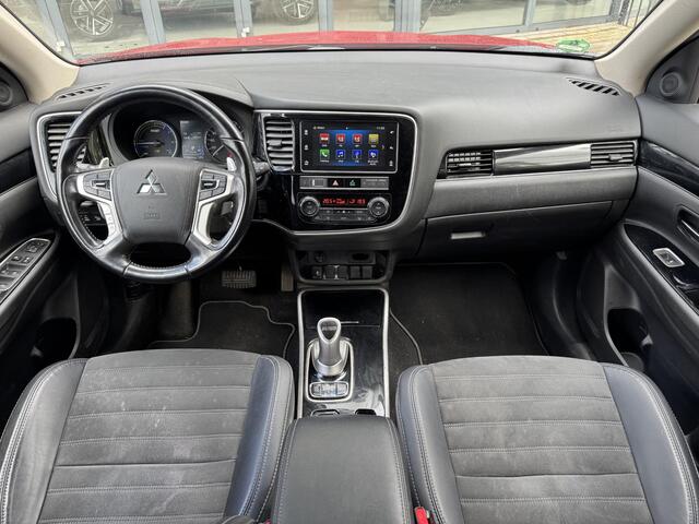 Mitsubishi OUTLANDER 2.4 PHEV Intense | Trekhaak | Camera | Apple Carplay/Android Auto | Stoelverwarming | Keyless Entry | LED Koplampen | Rijklaarprijs!