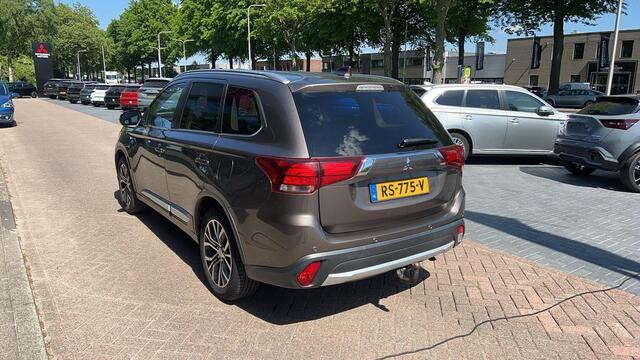 Mitsubishi OUTLANDER 2.0 Connect Pro Automaat | Dodehoekdetectie | Trekhaak afneembaar | Dealeronderhouden