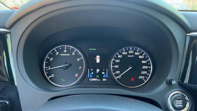 Mitsubishi OUTLANDER 2.0 Connect Pro Automaat | Dodehoekdetectie | Trekhaak afneembaar | Dealeronderhouden