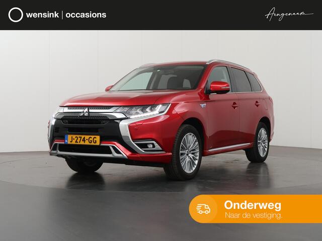 Mitsubishi OUTLANDER 2.4 PHEV Intense | Trekhaak | Parkeercamera | Climate Control | Cruise Control | Navigatie via Carplay |