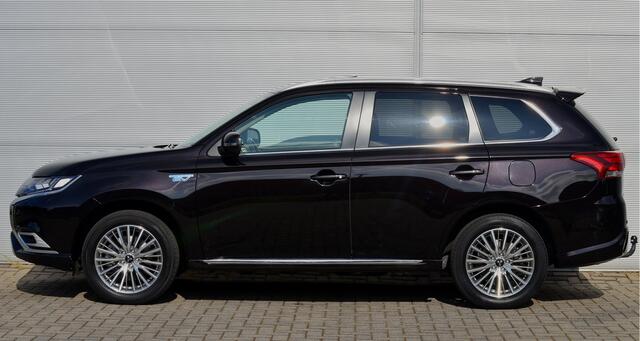 Mitsubishi OUTLANDER PHEV 2.4 INTENSE PLUS 4WD | PLUG IN HYBRID | SCHUIFDAK | ELECTR KLEP | TREKHAAK 1500KG | ALL IN RIJKLAARPRIJS