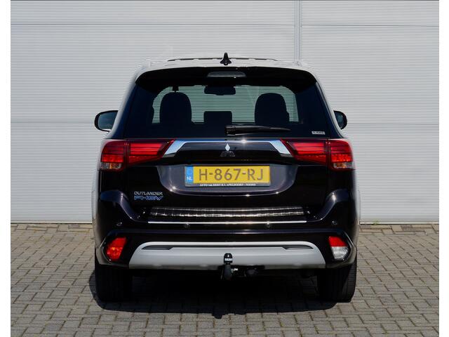 Mitsubishi OUTLANDER PHEV 2.4 INTENSE PLUS 4WD | PLUG IN HYBRID | SCHUIFDAK | ELECTR KLEP | TREKHAAK 1500KG | ALL IN RIJKLAARPRIJS