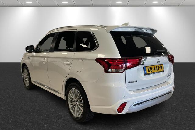 Mitsubishi OUTLANDER 2.4 PHEV Instyle