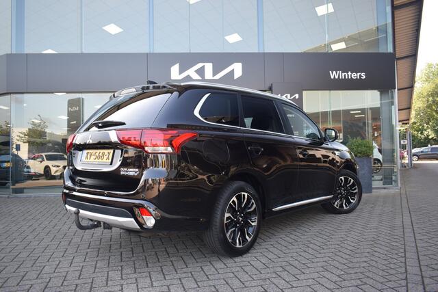 Mitsubishi OUTLANDER 2.0i-16V 4WD PHEV Instyle Autom. | Navigatie | Camera | Leder | Cruise Control | Trekhaak | Xenon