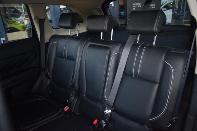 Mitsubishi OUTLANDER 2.0i-16V 4WD PHEV Instyle Autom. | Navigatie | Camera | Leder | Cruise Control | Trekhaak | Xenon