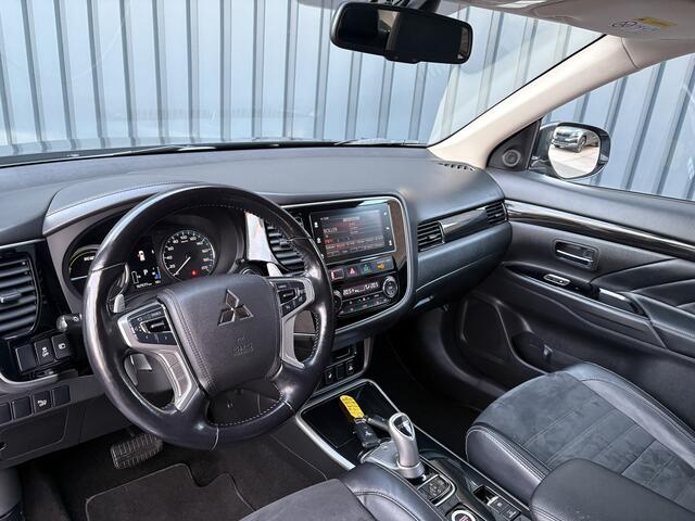 Mitsubishi OUTLANDER 2.0 PHEV Premium | Trekhaak afnb. | 360 Camera | Stoelverw. | Led Koplampen | Prijs Rijklaar!!