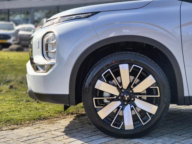 Mitsubishi OUTLANDER 2.4 PHEV First Edition. | Nieuw | Direct uit