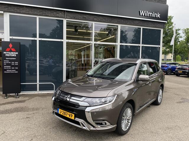 Mitsubishi OUTLANDER 2.4 PHEV Intense | Standkachel | All-weatherbanden