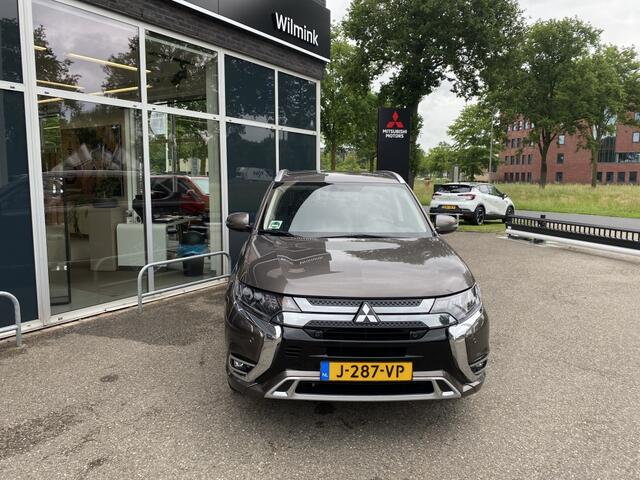 Mitsubishi OUTLANDER 2.4 PHEV Intense | Standkachel | All-weatherbanden