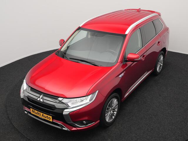 Mitsubishi OUTLANDER 2.4 Intense Plug In Hybrid 225pk Dealer O.H. PHEV | Alcantara Sportstoelen | Trekhaak Afneembaar | Navigatie | Camera | Apple Carplay | DAB | L.M. 18" | Climate Control | Cruise Control | Stoelverwarming |
