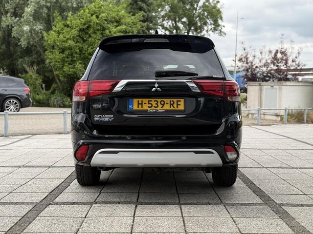 Mitsubishi OUTLANDER 2.4 PHEV Pure | Camera | LED | ECC | PDC |
