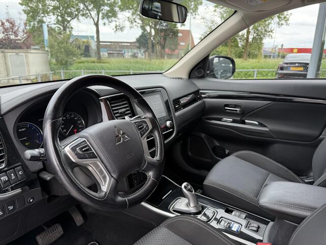 Mitsubishi OUTLANDER 2.4 PHEV Pure | Camera | LED | ECC | PDC |