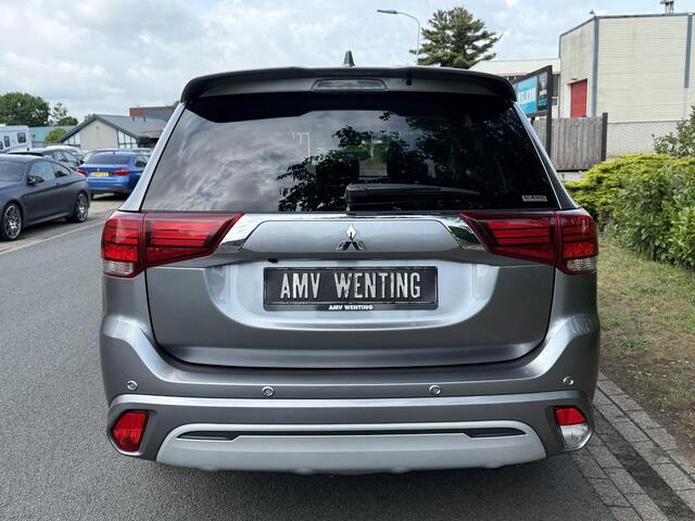 Mitsubishi OUTLANDER 2.4 PHEV Instyle 240PK ACCoTrekhaakoLeder