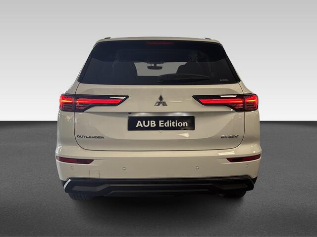 Mitsubishi OUTLANDER 2.4 PHEV Intense Intense | Special AUB Edition | 20-inch | ¤3.000 korting