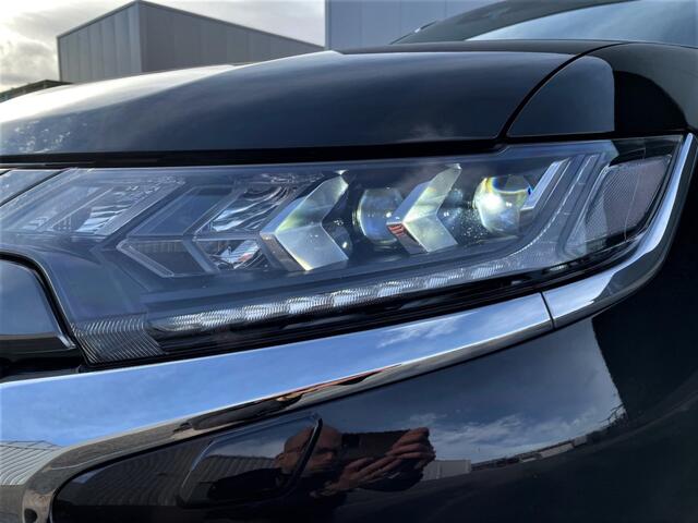 Mitsubishi OUTLANDER 2.4 PHEV 4WD Intense+/EV/Schuifdak/Trekhaak/360Cam/Led/Carplay/18"