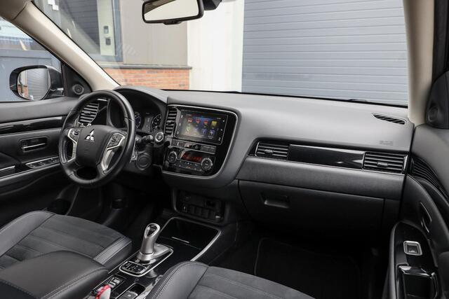 Mitsubishi OUTLANDER 2.4 PHEV Pure+ ? Carplay ? Trekhaak ? Camera