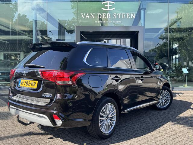 Mitsubishi OUTLANDER 2.4 PHEV Instyle Schuifdak | Adapt. Cruise | Elektrische Stoelen