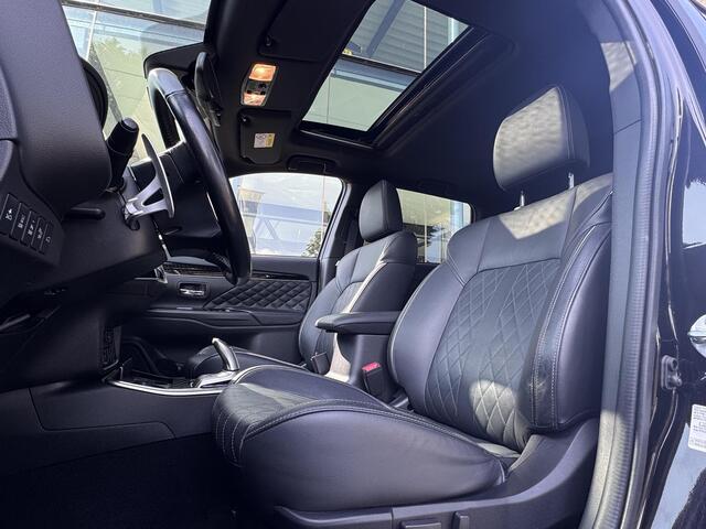 Mitsubishi OUTLANDER 2.4 PHEV Instyle Schuifdak | Adapt. Cruise | Elektrische Stoelen