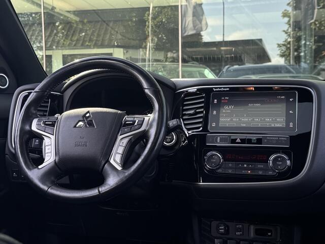 Mitsubishi OUTLANDER 2.4 PHEV Instyle Schuifdak | Adapt. Cruise | Elektrische Stoelen
