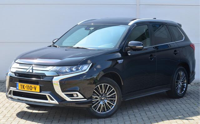 Mitsubishi OUTLANDER PHEV 2.4 INSTYLE 4WD | PLUG IN HYBRID | FULL OPTIONS | SCHUIFDAK | TREKHAAK 1500KG | ALL IN RIJKLAARPRIJS