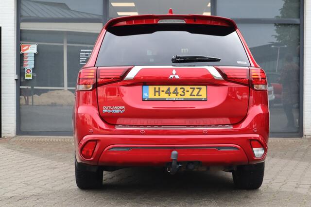 Mitsubishi OUTLANDER 2.4 PHEV S-Edition Trekhaak/Leder/AdaptiveCruise