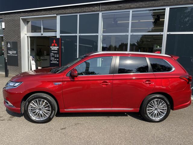 Mitsubishi OUTLANDER 2.4 PHEV Intense+