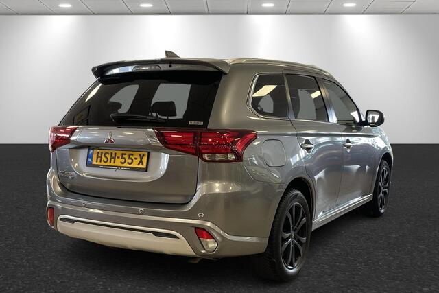 Mitsubishi OUTLANDER 2.4 PHEV Intro edition Trekhaak, Leer