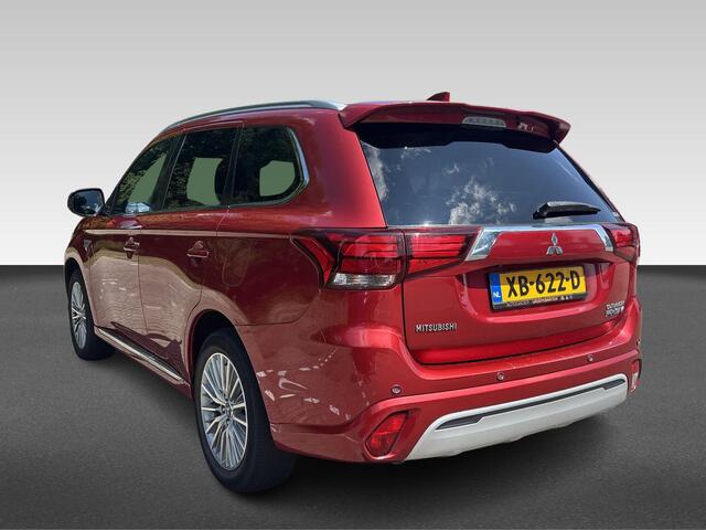 Mitsubishi OUTLANDER 2.4 PHEV Instyle