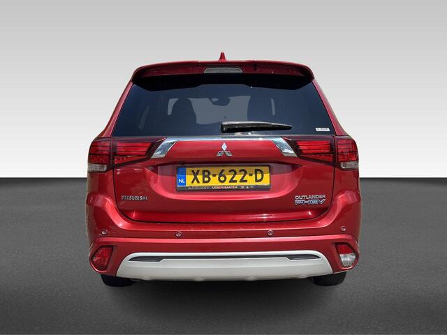 Mitsubishi OUTLANDER 2.4 PHEV Instyle