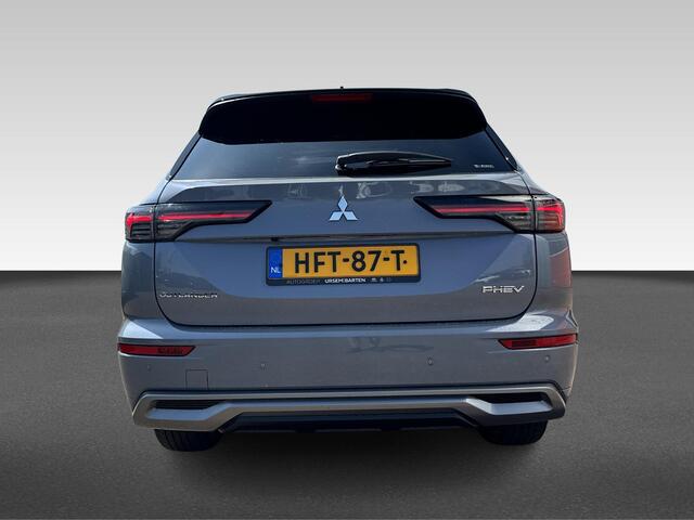 Mitsubishi OUTLANDER 2.4 PHEV Instyle+