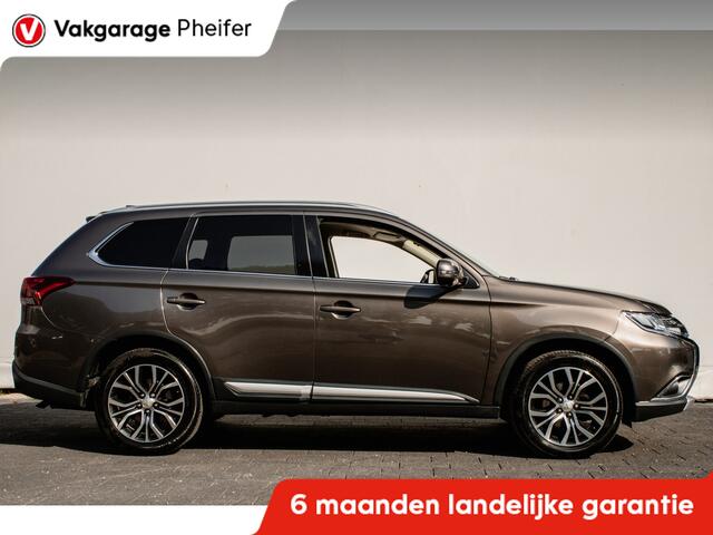 Mitsubishi OUTLANDER 2.0 150pk Aut. Connect Pro Trekhaak/ Carplay/ Navigatie apps/ Stuur-stoelverwarming/ Camera