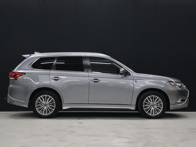 Mitsubishi OUTLANDER 2.4 PHEV Intense S [TREKHAAK, CAMERA, STOELVERWARMING, HALF LEDER, PDC V+A, CRUISE, CLIMATE, NIEUWSTAAT]