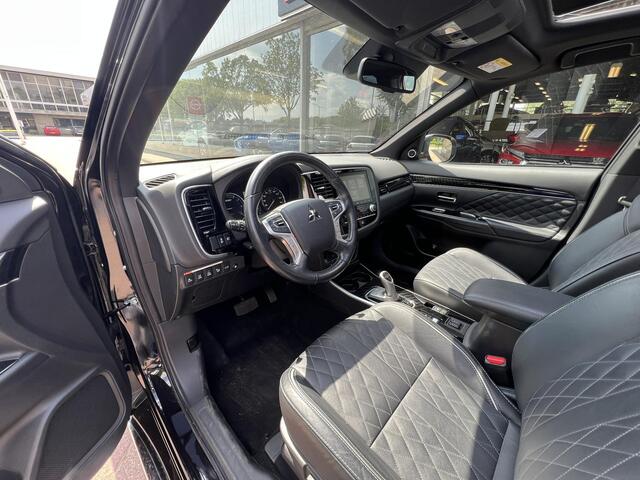 Mitsubishi OUTLANDER 2.4 PHEV Instyle