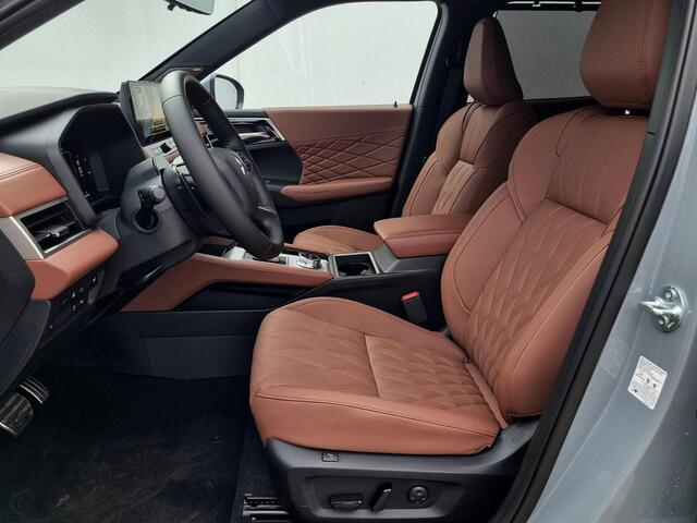 Mitsubishi OUTLANDER 2.4 PHEV Instyle+ / Elektrische Range 86 KM WLTP / 1600KG Trekgewicht / 8 Jaar Fabrieksgarantie