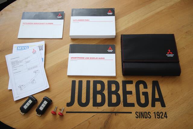 Mitsubishi OUTLANDER 2.4 PHEV Instyle Leder, E.Achterklep