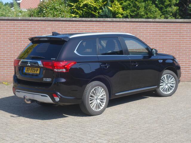 Mitsubishi OUTLANDER 2.4 PHEV Pure+ | trekhaak